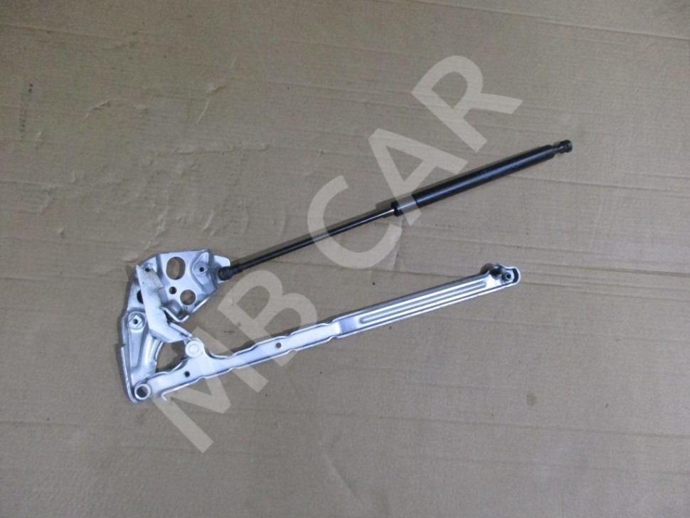 Петля капота MERCEDES-BENZ E-класс W210/S210 (1995 - 1999) фото 1 — Разборка Мерседес