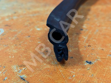 Уплотнитель капота MERCEDES-BENZ E-класс W124/S124/C124/A124 (1984 - 1997) — Разборка Мерседес