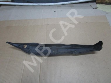 Пыльник крыла MERCEDES-BENZ C-класс W203/S203/CL203 (2000 - 2004) — Разборка Мерседес