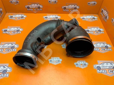 Патрубок воздушный MERCEDES-BENZ E-класс W211/S211 (2002 - 2006) — Разборка Мерседес