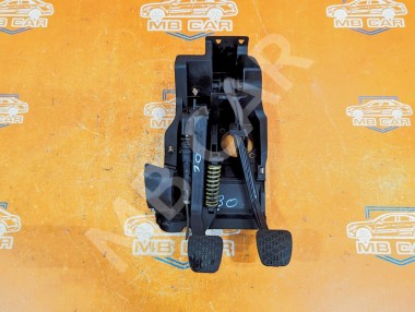 Педальный узел MERCEDES-BENZ C-класс W203/S203/CL203 (2000 - 2004) — Разборка Мерседес