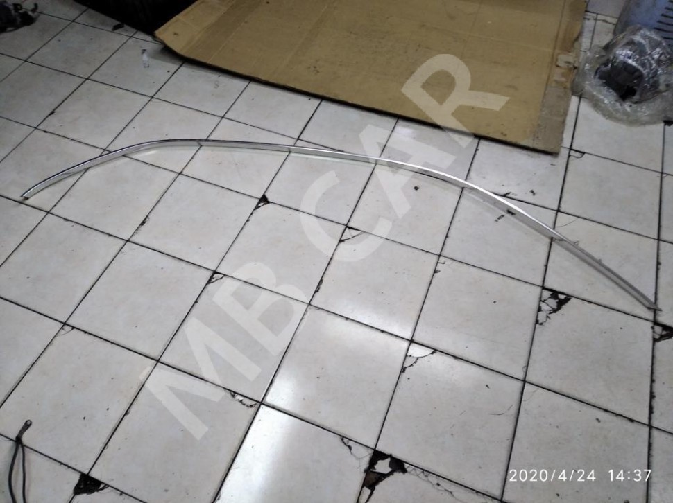 Молдинг крыши MERCEDES-BENZ E-класс W212/S212/C207/A207 (2009 - 2013) фото 1 — Разборка Мерседес