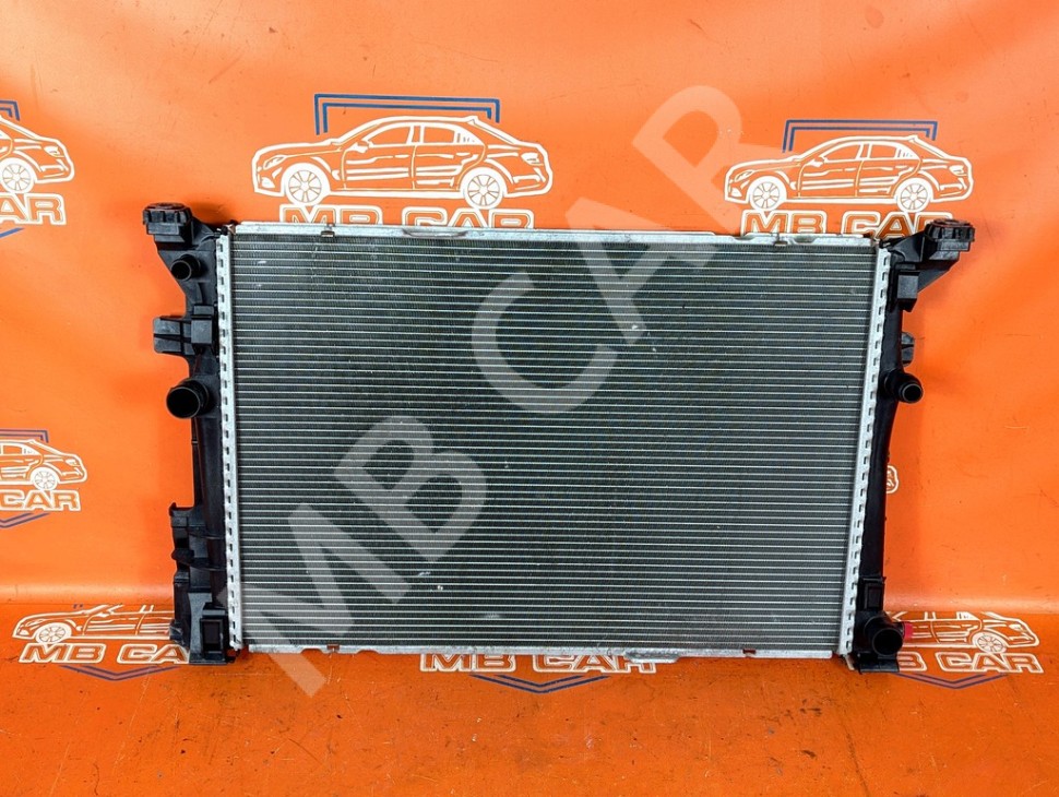 Радиатор MERCEDES-BENZ CLA-класс C117/X117 рестайлинг (2016 - 2019) фото 1 &mdash; Разборка Мерседес