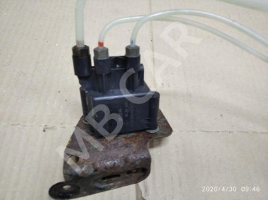 Блок клапанов пневмоподвески MERCEDES-BENZ E-класс W212/S212/C207/A207 рестайлинг (2013 - 2016) — Разборка Мерседес