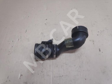 Патрубок интеркулера MERCEDES-BENZ C-класс W204/S204 (2006 - 2011) — Разборка Мерседес