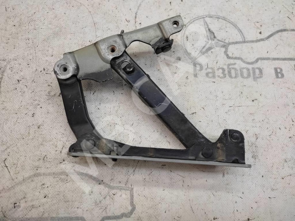 Петля капота MERCEDES-BENZ S-класс W220 (1998 - 2005) фото 1 — Разборка Мерседес