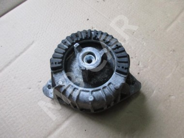 Опора двигателя MERCEDES-BENZ CLS-класс C218/X218 (2010 - 2014) — Разборка Мерседес