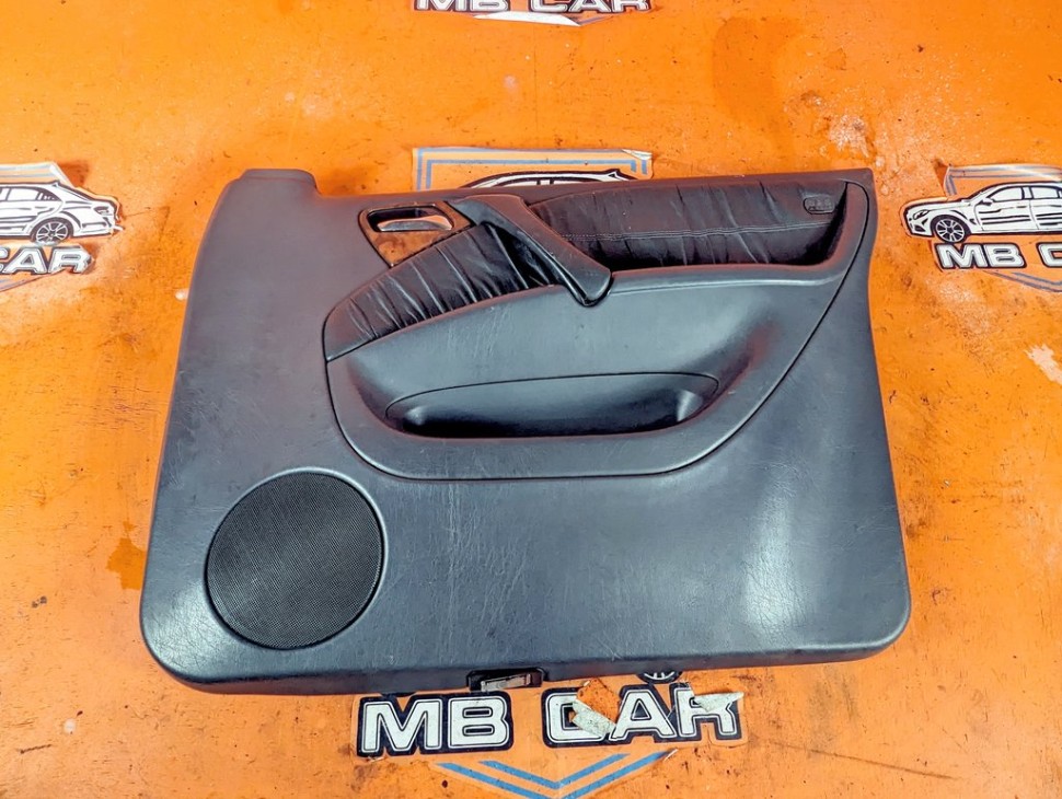 Карта двери передняя правая MERCEDES-BENZ M-класс W163 рестайлинг (2001 - 2005) ML 270 CDI 2.7 4MATIC AT (163 л.с.) фото 1 &mdash; Разборка Мерседес