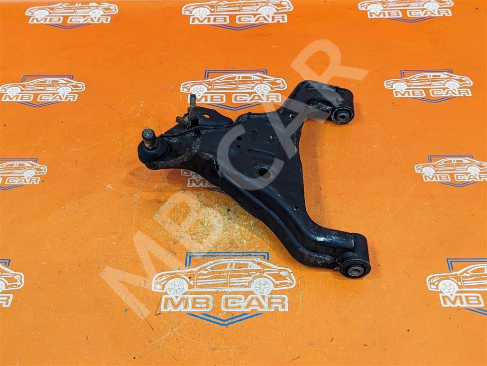Рычаг передний нижний правый MERCEDES-BENZ X-класс I (2017 - 2020) фото 1 — Разборка Мерседес