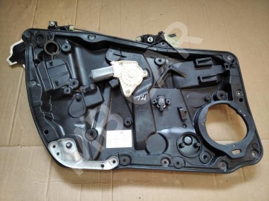 Стеклоподъемник передний левый MERCEDES-BENZ CLA-класс C117/X117 (2013 - 2016) — Разборка Мерседес