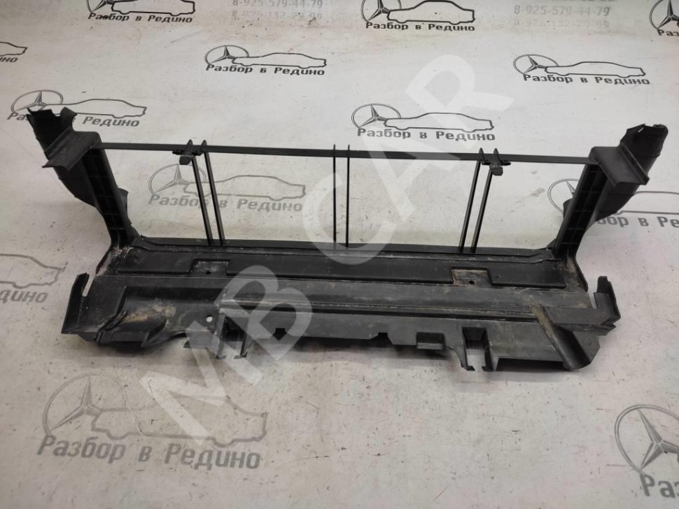Кожух радиатора MERCEDES-BENZ E-класс W212/S212/C207/A207 (2009 - 2013) фото 1 — Разборка Мерседес