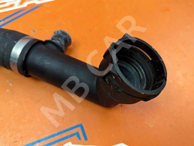 Патрубок радиатора MERCEDES-BENZ GL-класс X166 (2012 - 2016) — Разборка Мерседес