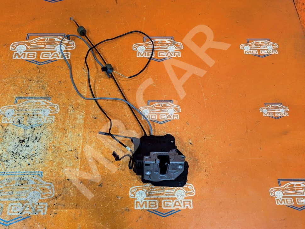 Замок двери передней левой MERCEDES-BENZ C-класс W203/S203/CL203 (2000 - 2004) фото 1 &mdash; Разборка Мерседес