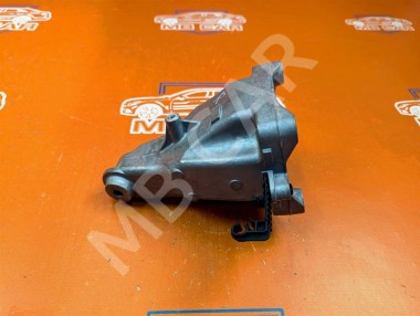 Лапа правая MERCEDES-BENZ E-класс W212/S212/C207/A207 (2009 - 2013) — Разборка Мерседес