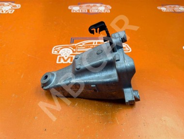 Лапа правая MERCEDES-BENZ E-класс W212/S212/C207/A207 (2009 - 2013) — Разборка Мерседес