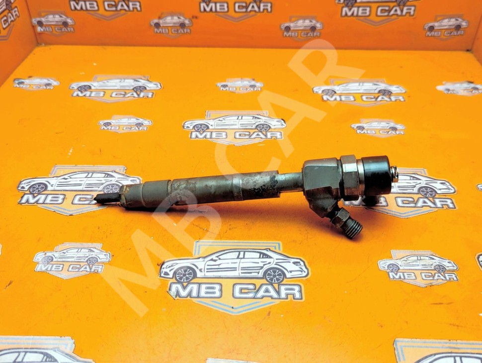 Форсунка ДИЗЕЛЬ MERCEDES-BENZ V-класс W639 (2003 - 2014) фото 1 — Разборка Мерседес