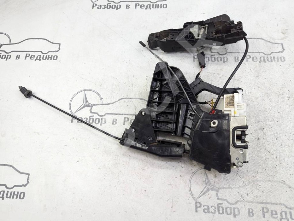 Замок двери задней правой MERCEDES-BENZ M-класс W164 (2005 - 2008) фото 1 — Разборка Мерседес