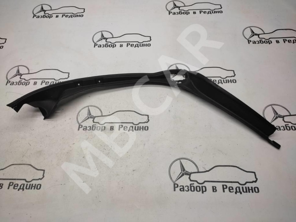 Водосток MERCEDES-BENZ R-класс W251 (2005 - 2007) фото 1 — Разборка Мерседес