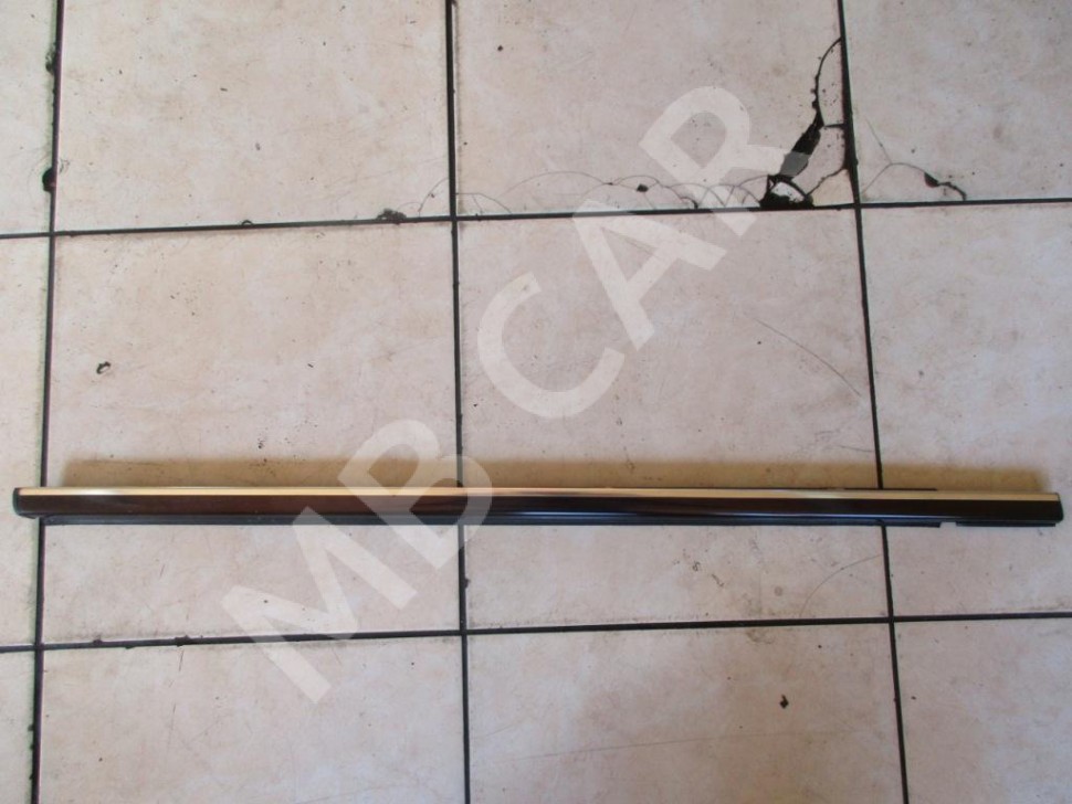 Молдинг стекла двери MERCEDES-BENZ C-класс W203/S203/CL203 рестайлинг (2004 - 2008) фото 1 — Разборка Мерседес