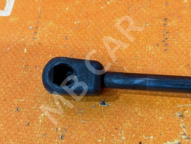 Амортизатор капота MERCEDES-BENZ C-класс W204/S204 (2006 - 2011) — Разборка Мерседес