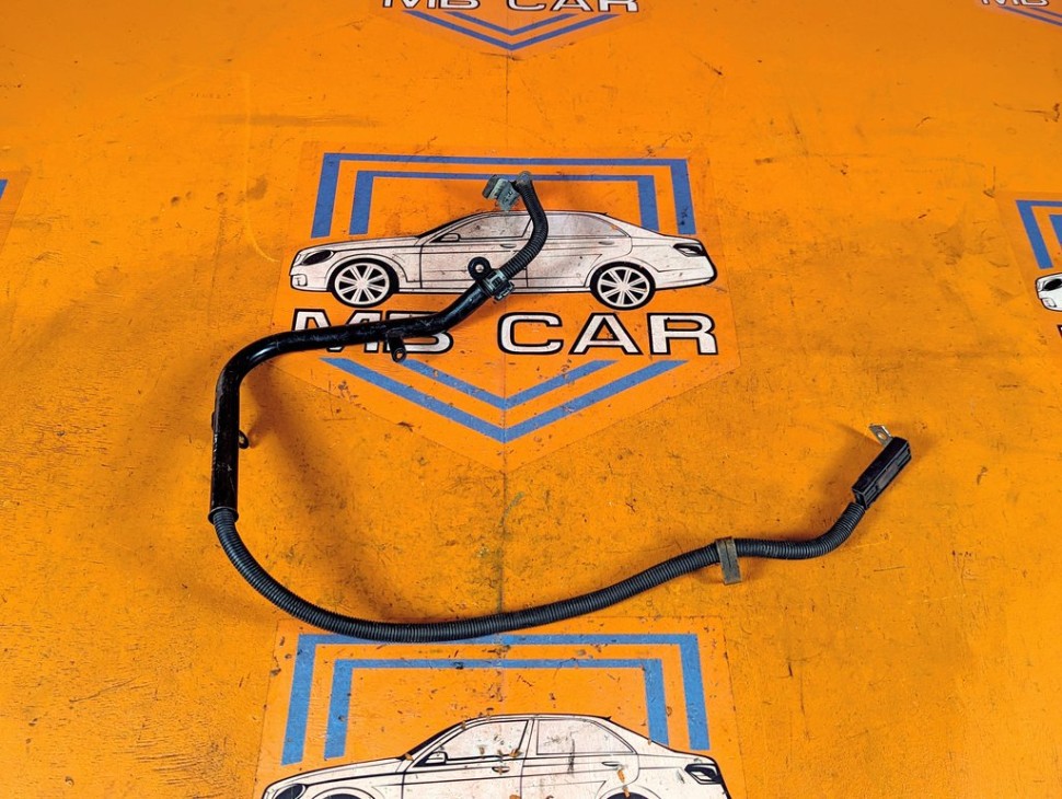 Провод генератора MERCEDES-BENZ E-класс W211/S211 (2002 - 2006) фото 1 &mdash; Разборка Мерседес