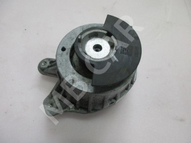 Опора двигателя MERCEDES-BENZ E-класс W213/S213/C238/A238 (2016 - 2021) — Разборка Мерседес