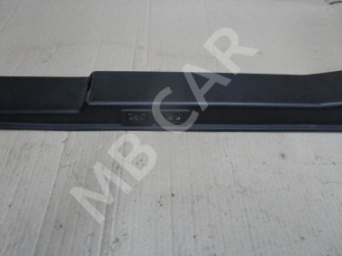 Накладка средней стойки MERCEDES-BENZ G-класс W463 рестайлинг 2 (2008 - 2012) — Разборка Мерседес