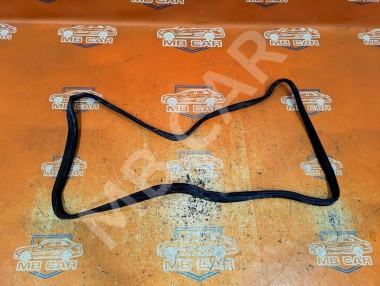 Уплотнитель крышки багажника MERCEDES-BENZ CLK-класс C208/A208 рестайлинг (1999 - 2003) — Разборка Мерседес