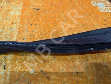 Уплотнитель крышки багажника MERCEDES-BENZ CLK-класс C208/A208 рестайлинг (1999 - 2003) — Разборка Мерседес