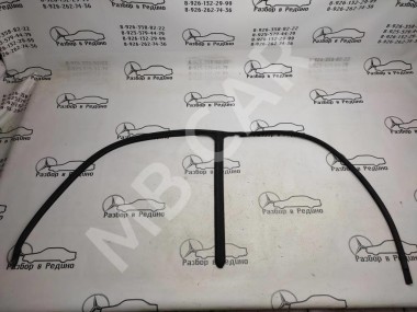 Уплотнитель дверного проема ( на кузове ) MERCEDES-BENZ V-класс W639 (2003 - 2014) — Разборка Мерседес