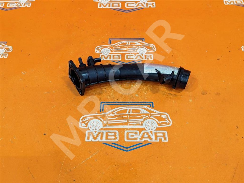 Патрубок воздушный MERCEDES-BENZ B-класс W246 (2011 - 2014) фото 1 &mdash; Разборка Мерседес