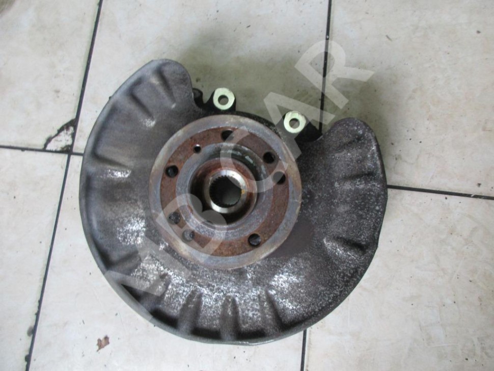 Кулак подвески задний правый MERCEDES-BENZ M-класс AMG W166 (2011 - 2015) фото 1 — Разборка Мерседес