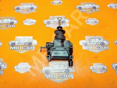 Активатор замка двери MERCEDES-BENZ E-класс W124/S124/C124/A124 (1984 - 1997) &mdash; Разборка Мерседес