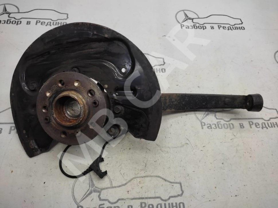 Кулак поворотный передний левый MERCEDES-BENZ R-класс W251 (2005 - 2007) фото 1 — Разборка Мерседес