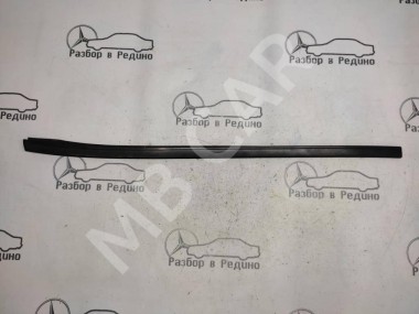Молдинг лобового стекла MERCEDES-BENZ R-класс W251 (2005 - 2007) — Разборка Мерседес
