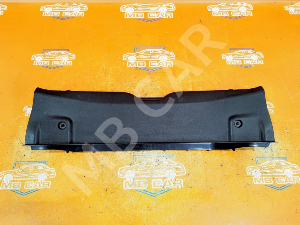 Накладка замка багажника MERCEDES-BENZ C-класс W205/S205/C205/A205 (2014 - 2018) фото 1 — Разборка Мерседес