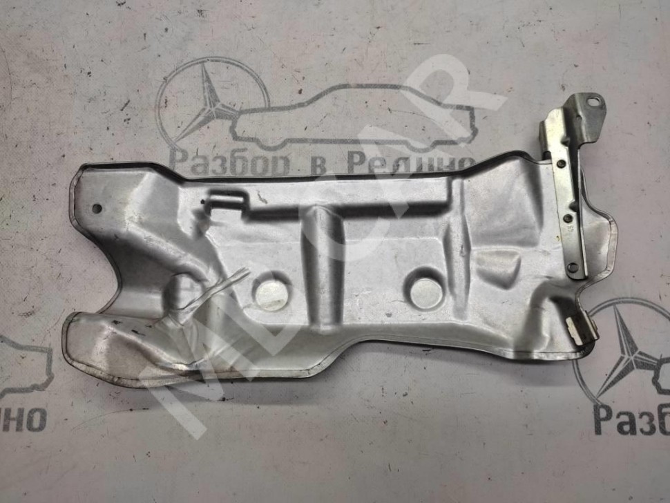 Защитный экран MERCEDES-BENZ S-класс W221 рестайлинг (2009 - 2013) фото 1 — Разборка Мерседес