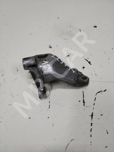 Кронштейн обводного ролика MERCEDES-BENZ M-класс W164 (2005 - 2008) — Разборка Мерседес