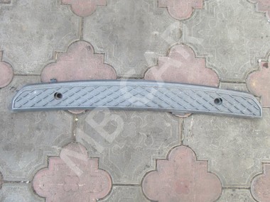 Накладка переднего бампера MERCEDES-BENZ Sprinter w906 — Разборка Мерседес