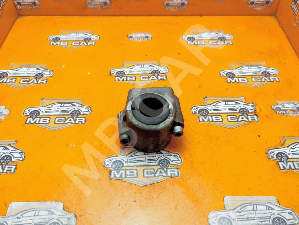 Кронштейн стабилизатора MERCEDES-BENZ E-класс W211/S211 (2002 - 2006) фото 1 &mdash; Разборка Мерседес
