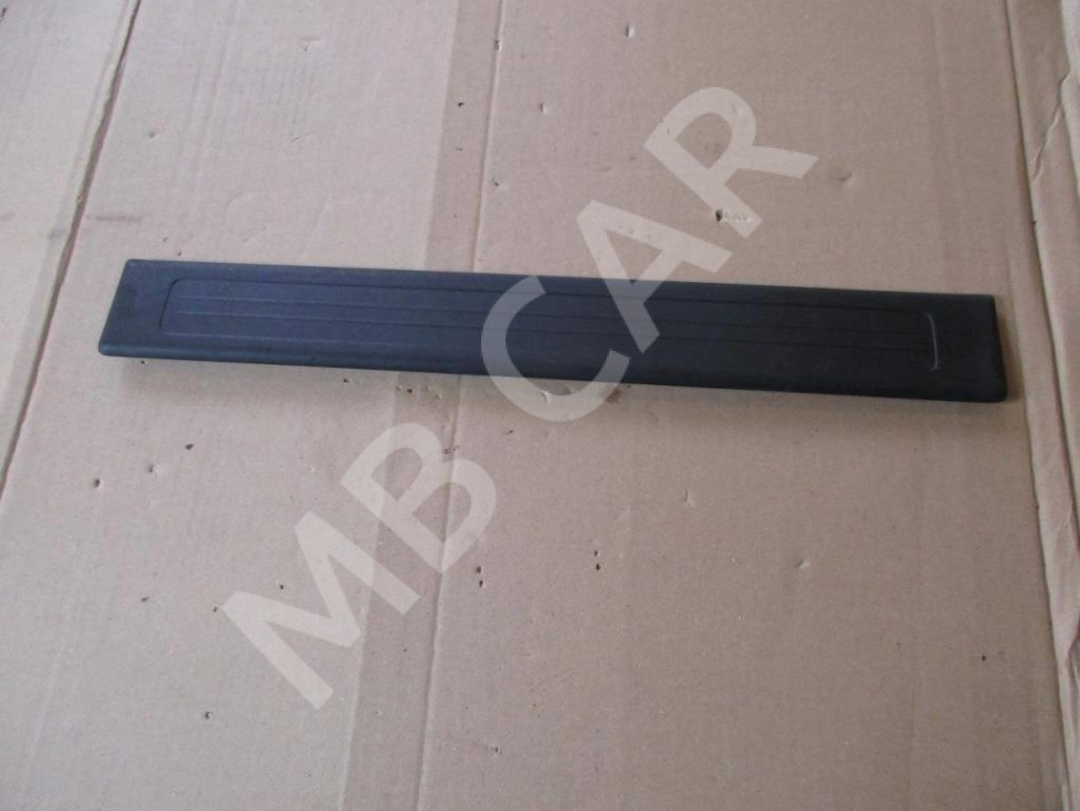 Накладка порога внутренняя MERCEDES-BENZ GL-класс X164 (2006 - 2009) фото 1 — Разборка Мерседес