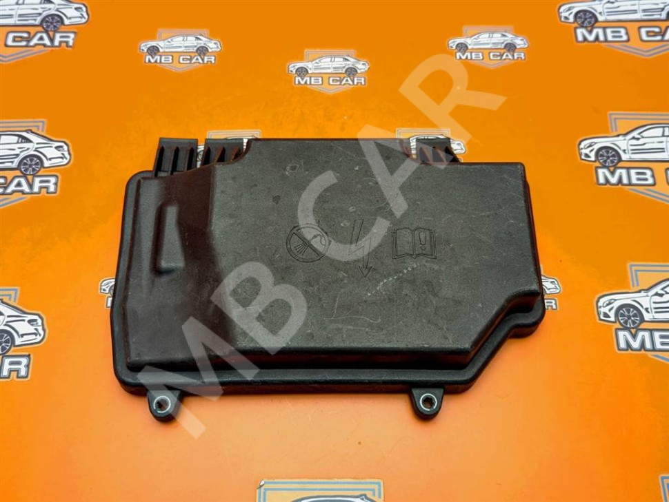 Крышка блока предохранителей MERCEDES-BENZ C-класс AMG W205/S205/C205/A205 (2014 - 2018) фото 1 &mdash; Разборка Мерседес