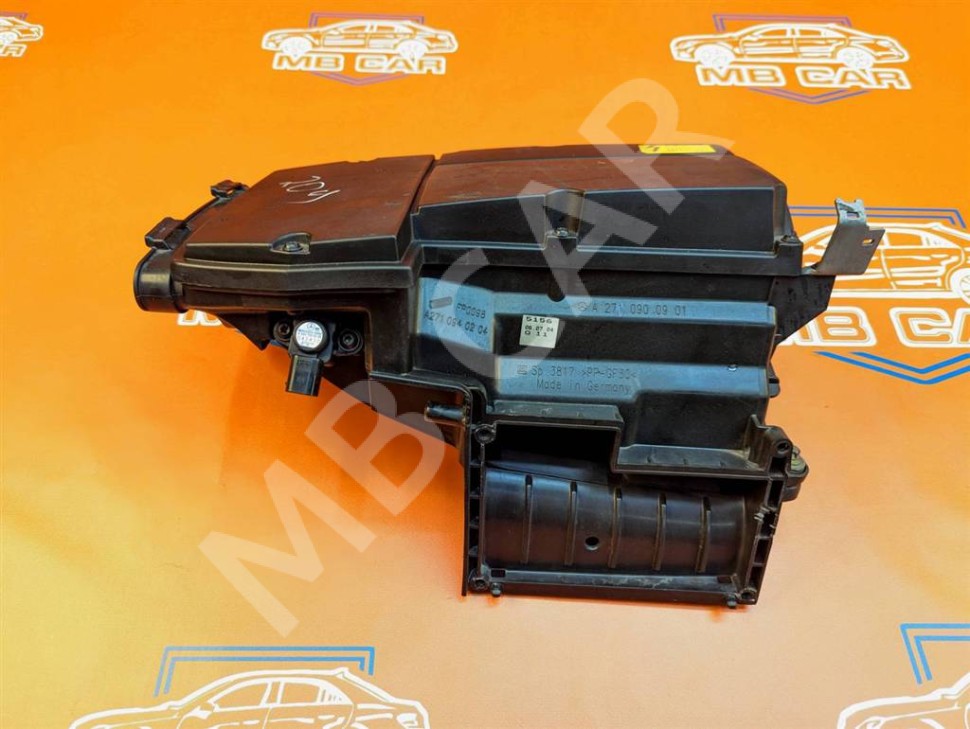 Корпус воздушного фильтра MERCEDES-BENZ CLK-класс C209/A209 (2002 - 2005) фото 1 &mdash; Разборка Мерседес