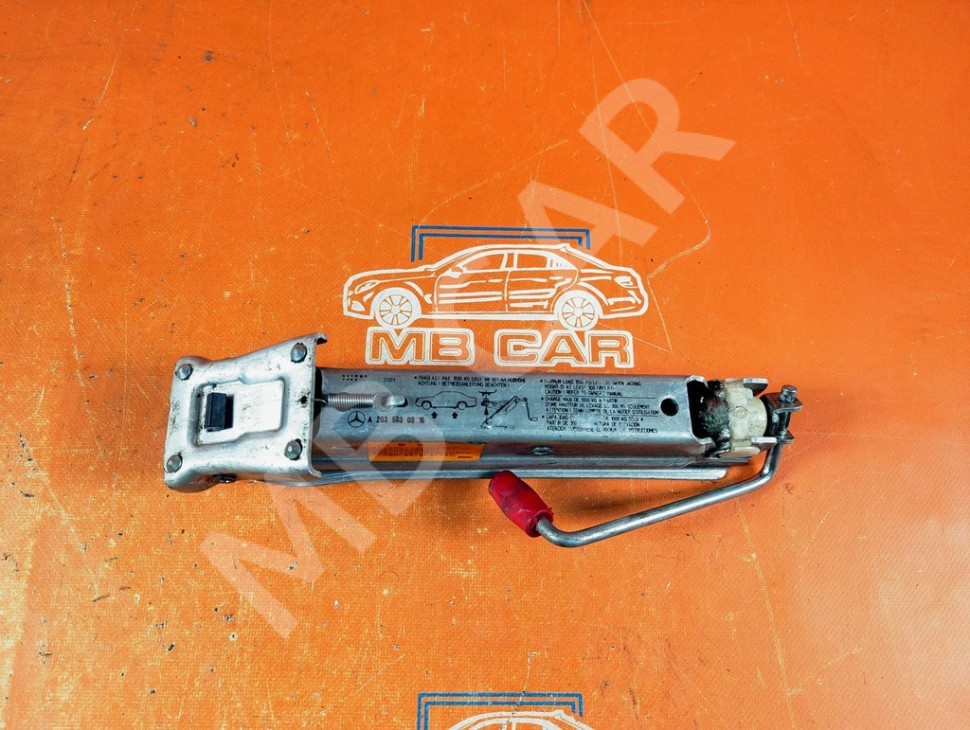 Домкрат MERCEDES-BENZ C-класс W203/S203/CL203 (2000 - 2004) фото 1 — Разборка Мерседес