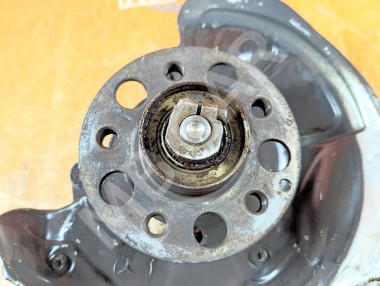 Кулак поворотный передний правый MERCEDES-BENZ E-класс W211/S211 (2002 - 2006) &mdash; Разборка Мерседес