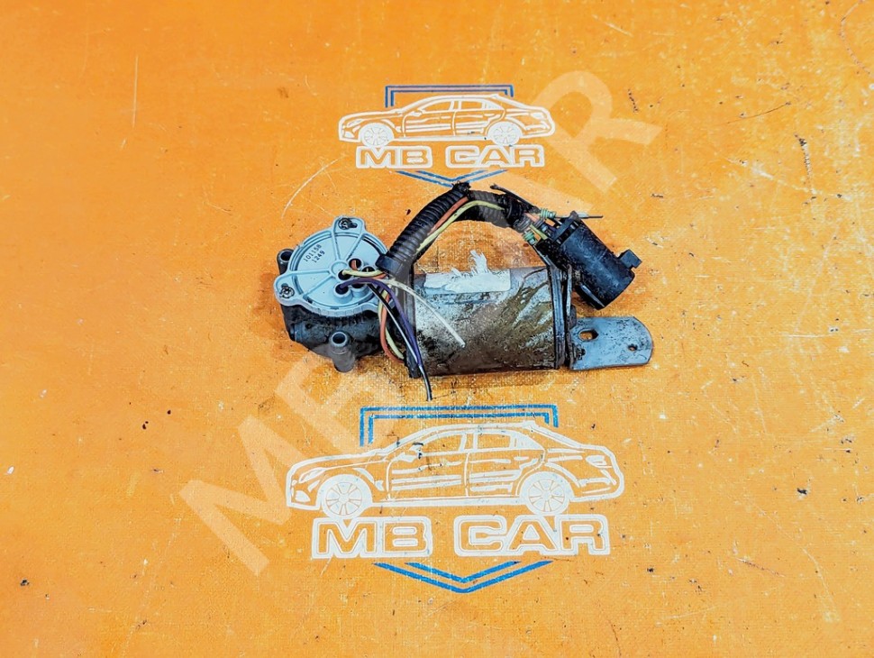 Моторчик раздаточной коробки MERCEDES-BENZ M-класс W163 рестайлинг (2001 - 2005) фото 1 &mdash; Разборка Мерседес