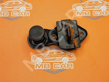 Ответная часть замка капота MERCEDES-BENZ GL-класс X164 рестайлинг (2009 - 2012) — Разборка Мерседес