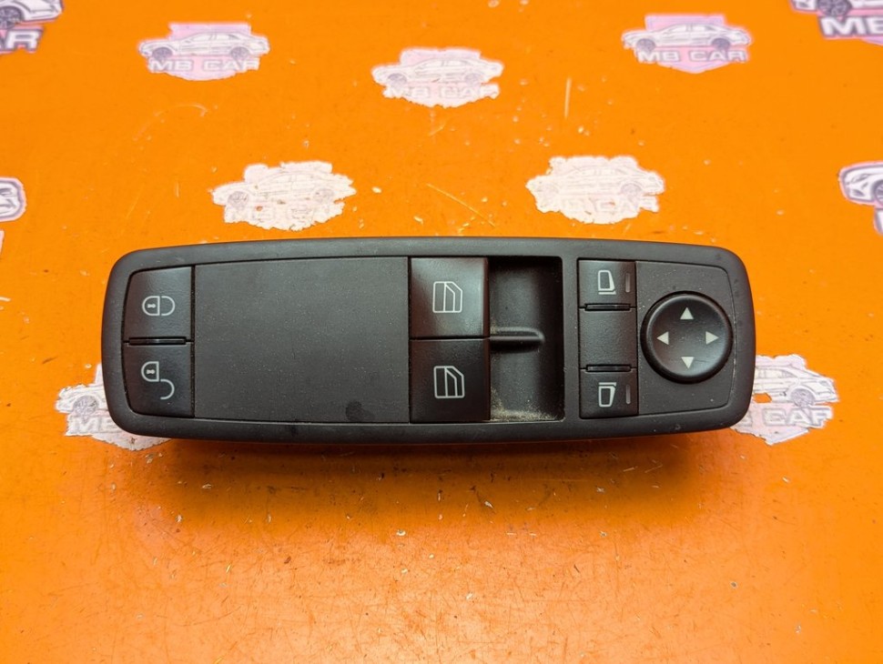 Блок кнопок стеклоподъемников MERCEDES-BENZ B-класс W245 (2005 - 2009) фото 1 &mdash; Разборка Мерседес