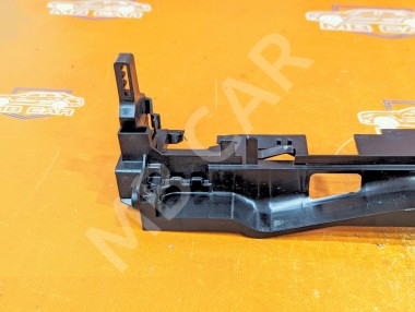 Крепление радиатора MERCEDES-BENZ C-класс W205/S205/C205/A205 (2014 - 2018) — Разборка Мерседес