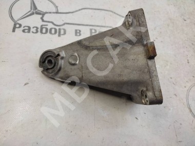 Лапа правая MERCEDES-BENZ W124 W124/S124/C124/A124 (1984 - 1993) — Разборка Мерседес